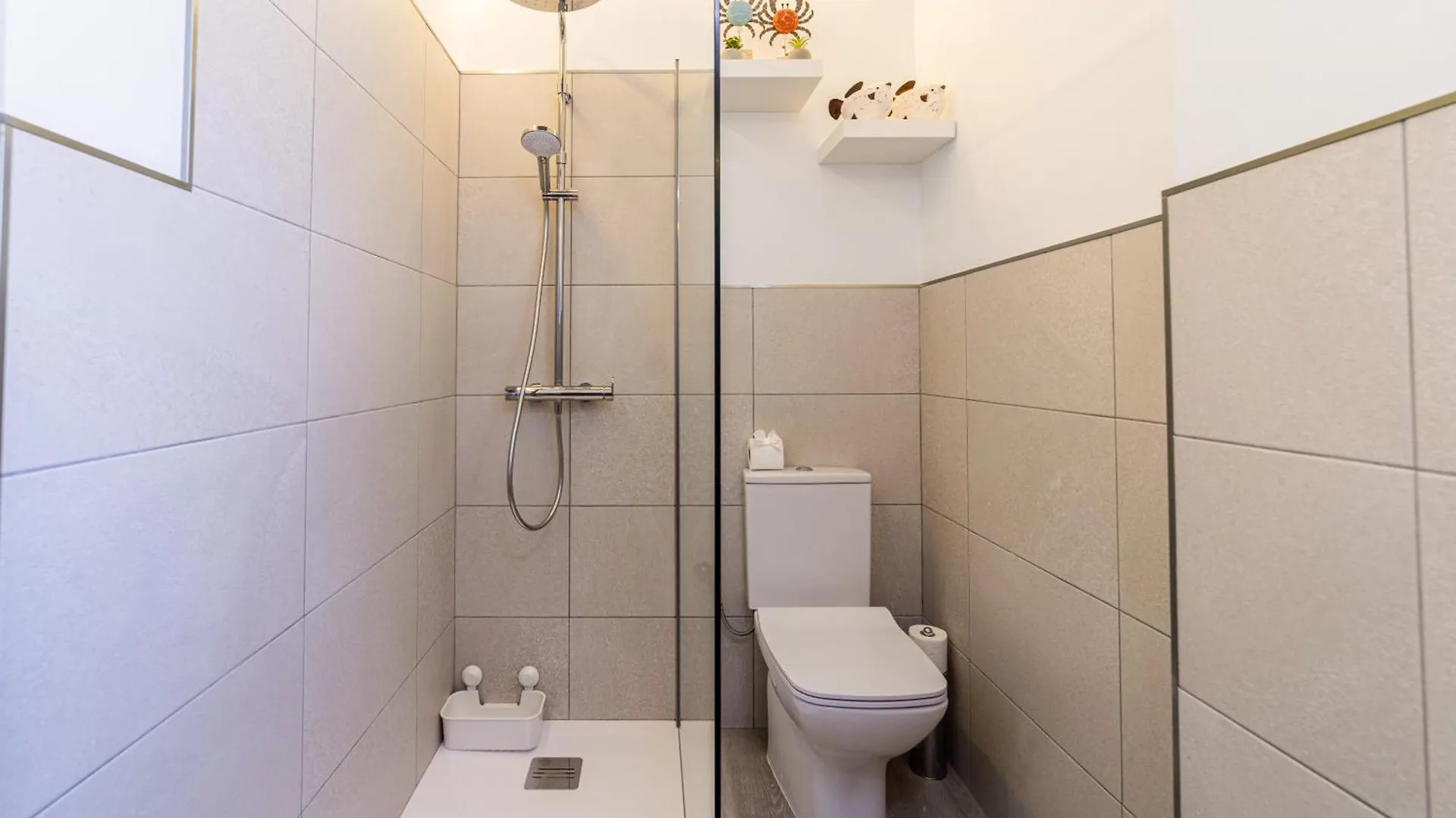 Apartament La Casa De Playa - Atico Con Jacuzzi Y Vista Mar Los Cristianos
