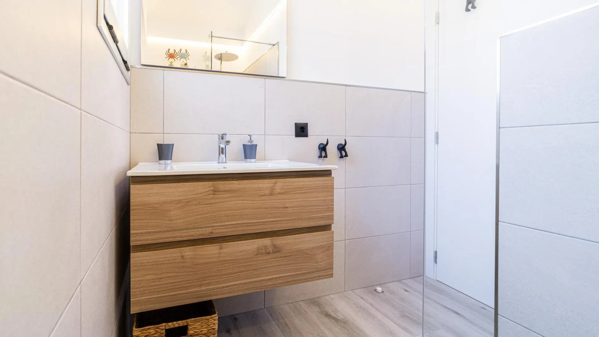 Apartmán La Casa De Playa - Atico Con Jacuzzi Y Vista Mar Los Cristianos