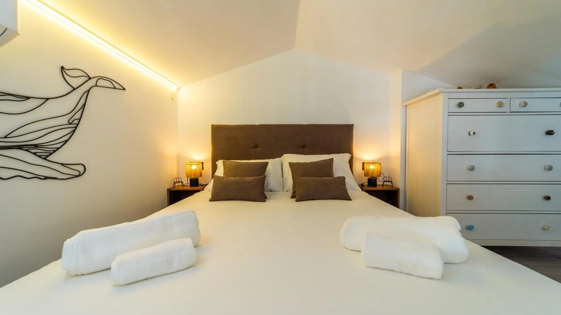 Apartmán La Casa De Playa - Atico Con Jacuzzi Y Vista Mar Los Cristianos  Los Cristianos (Tenerife)