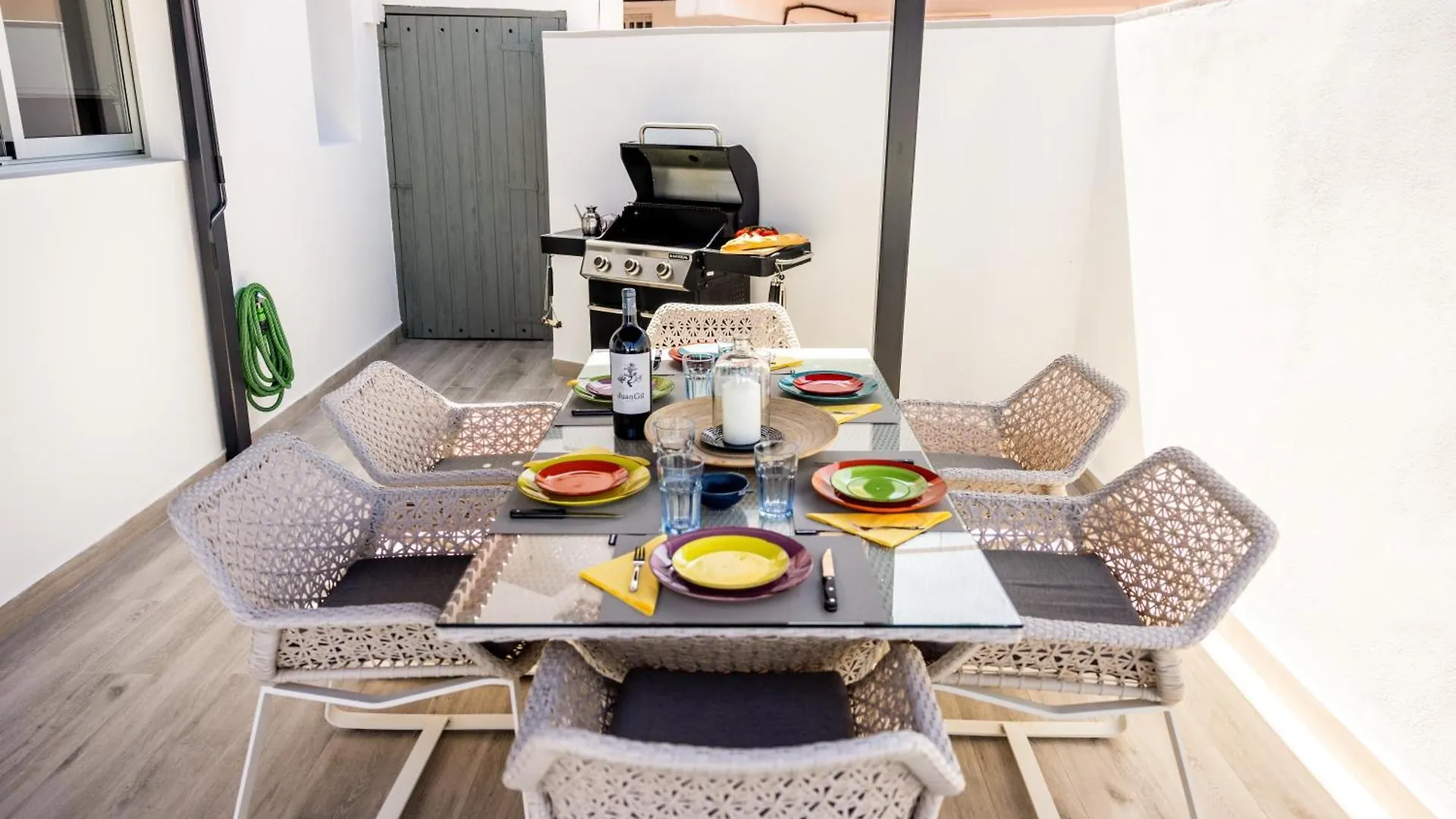 Apartmán La Casa De Playa - Atico Con Jacuzzi Y Vista Mar Los Cristianos