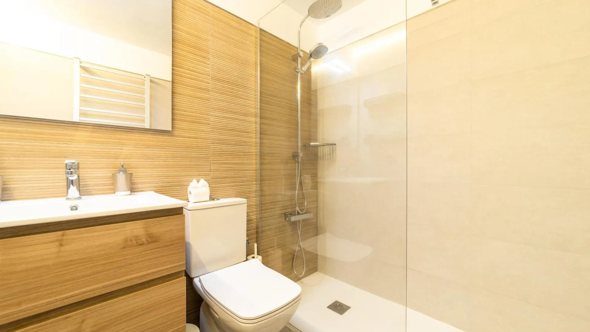 Apartament La Casa De Playa - Atico Con Jacuzzi Y Vista Mar Los Cristianos  Hiszpania