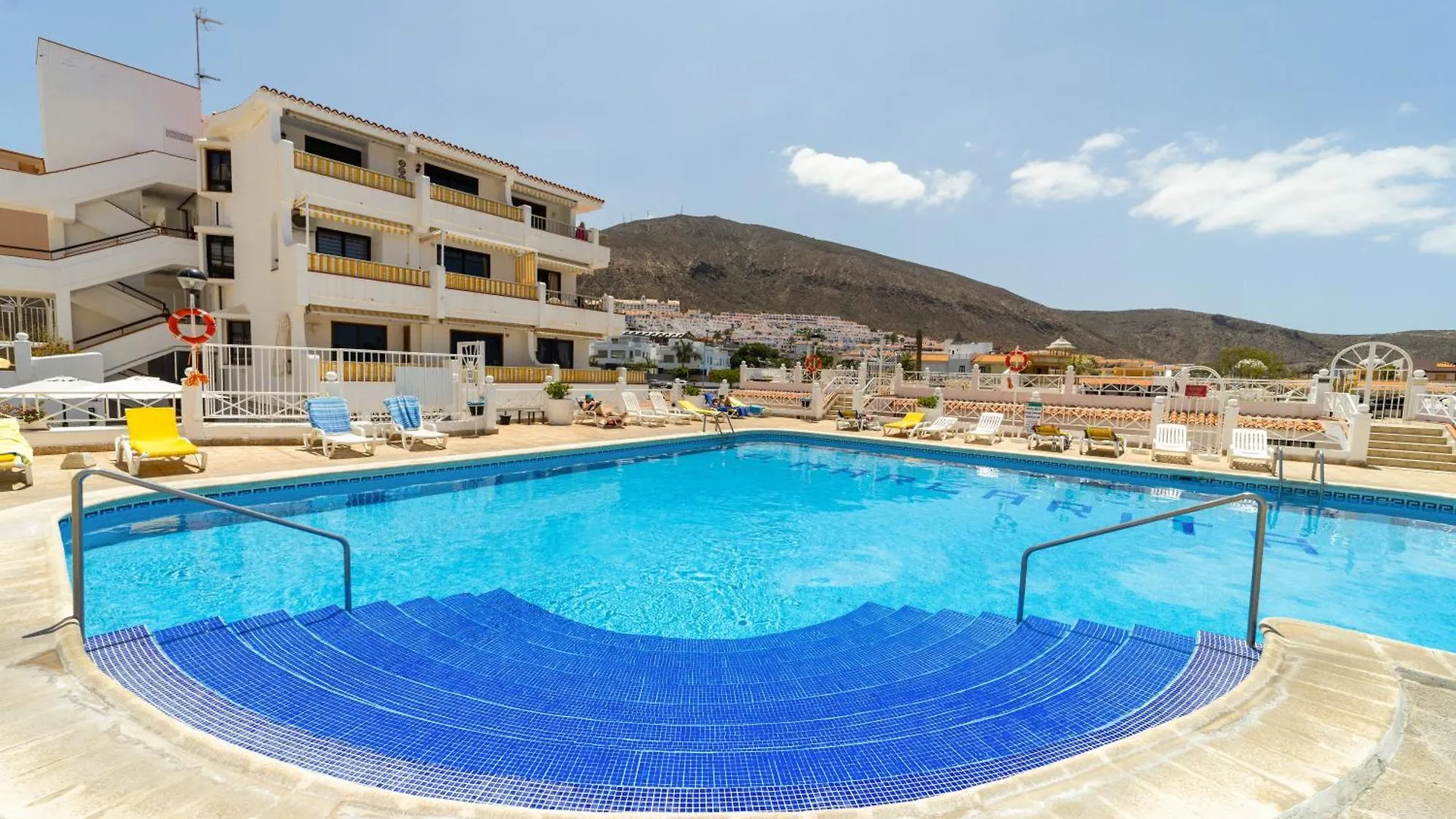 Apartament La Casa De Playa - Atico Con Jacuzzi Y Vista Mar Los Cristianos  Hiszpania