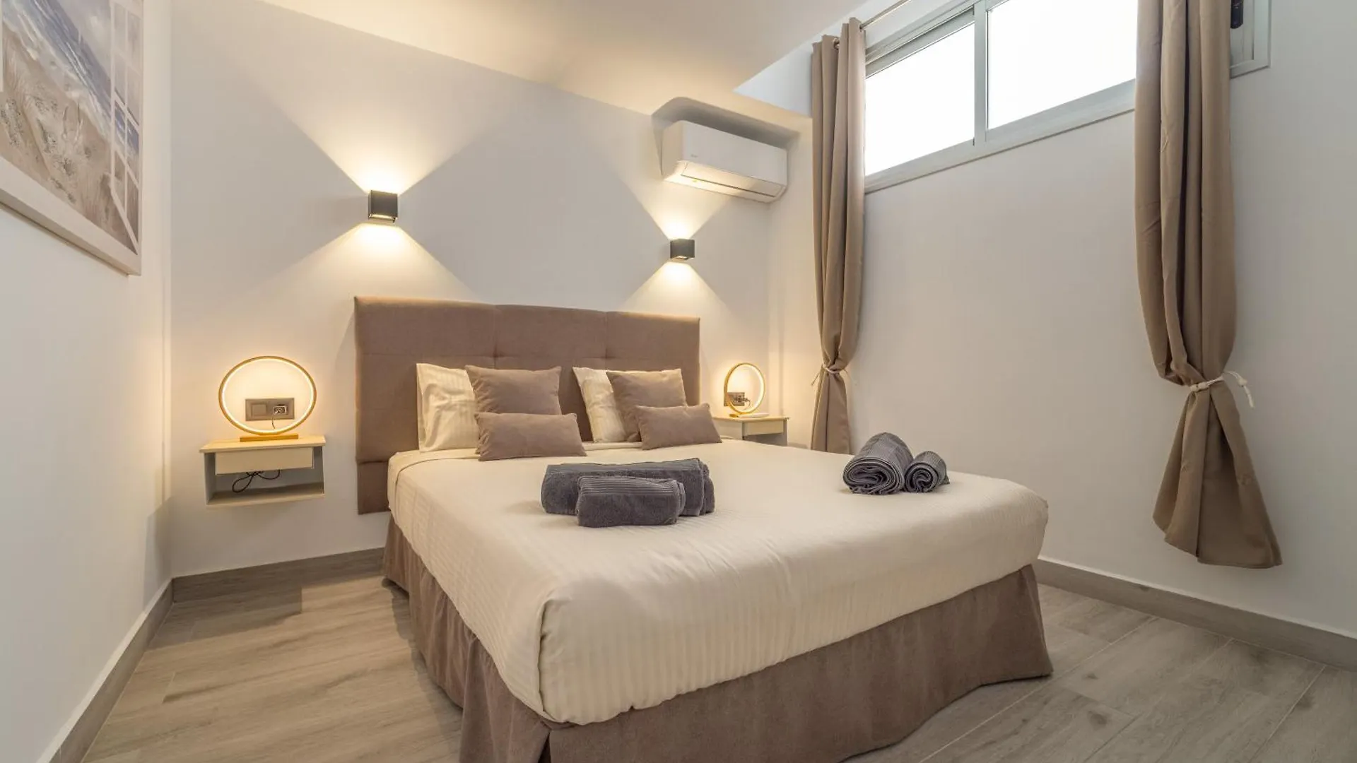 Apartament La Casa De Playa - Atico Con Jacuzzi Y Vista Mar Los Cristianos  Hiszpania
