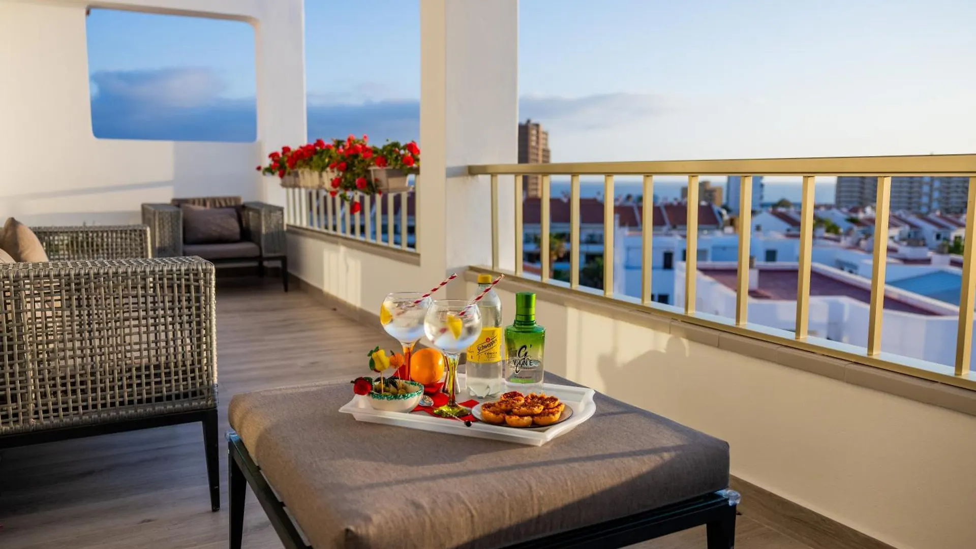 Apartament La Casa De Playa - Atico Con Jacuzzi Y Vista Mar Los Cristianos  0*, Los Cristianos (Tenerife) Hiszpania