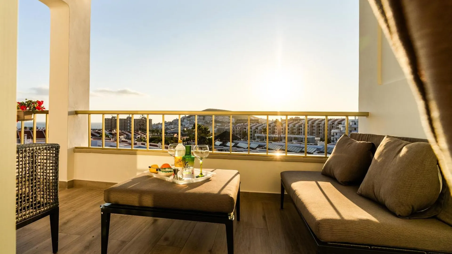 Apartament La Casa De Playa - Atico Con Jacuzzi Y Vista Mar Los Cristianos  Hiszpania